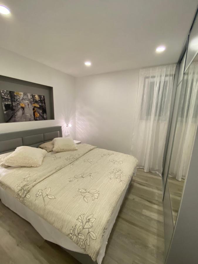 Apartment Bono Baška Voda Eksteriør billede